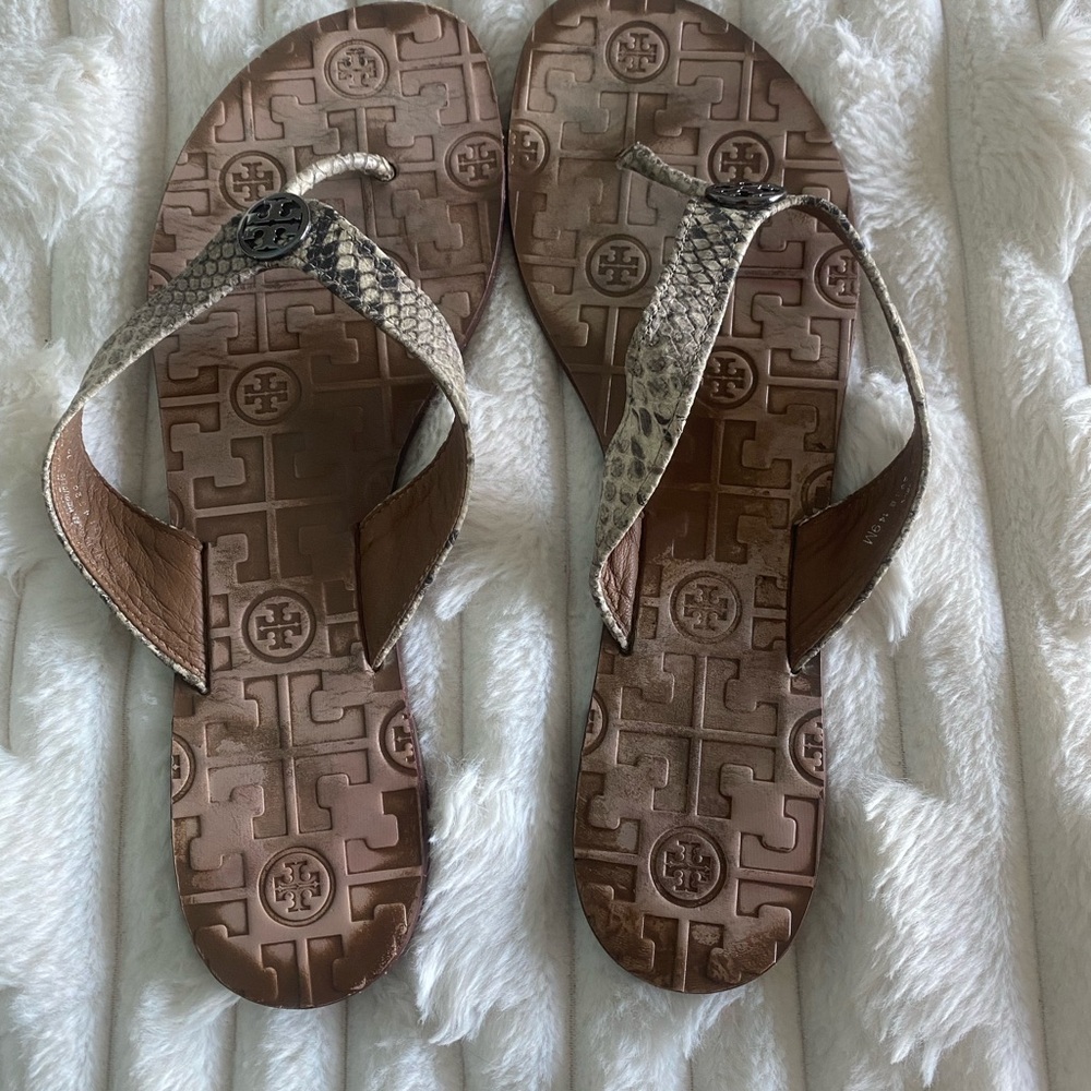 Tory Burch Brown Snake-Print Logo Thong Sandals